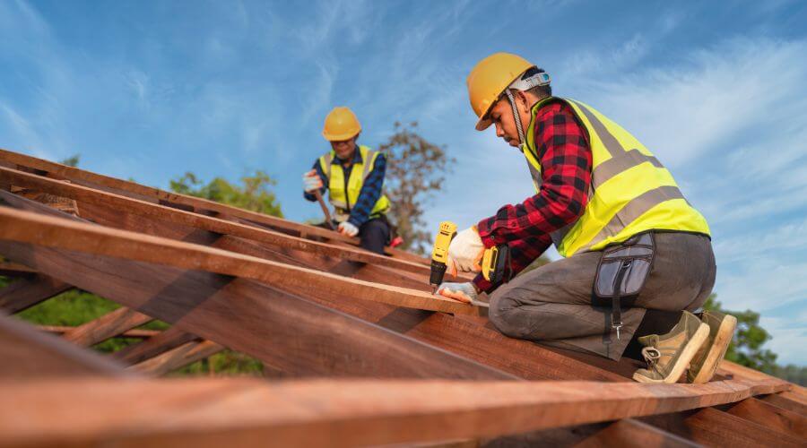 Professional Flat Roofing Installation services in Farragut, IA